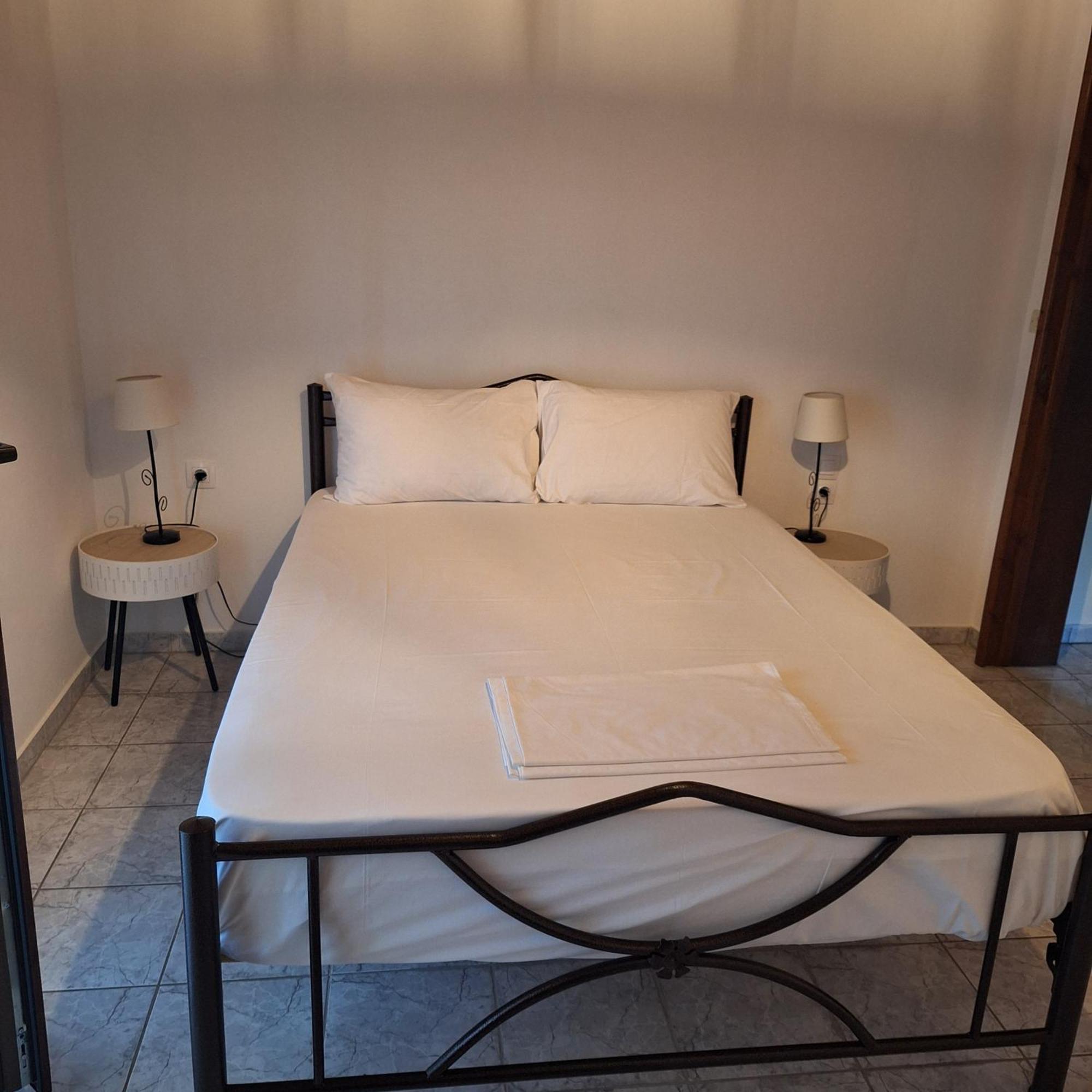 Areti Apartament *