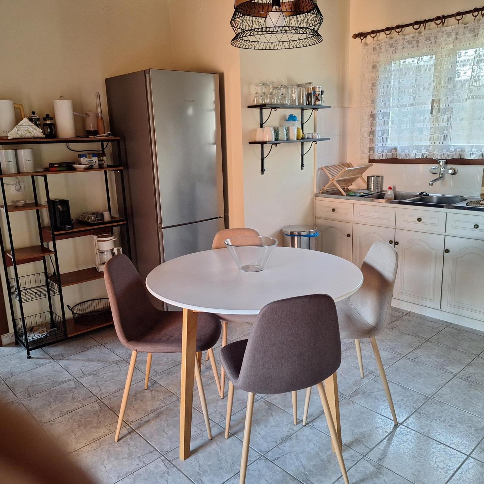 Areti Apartament *
